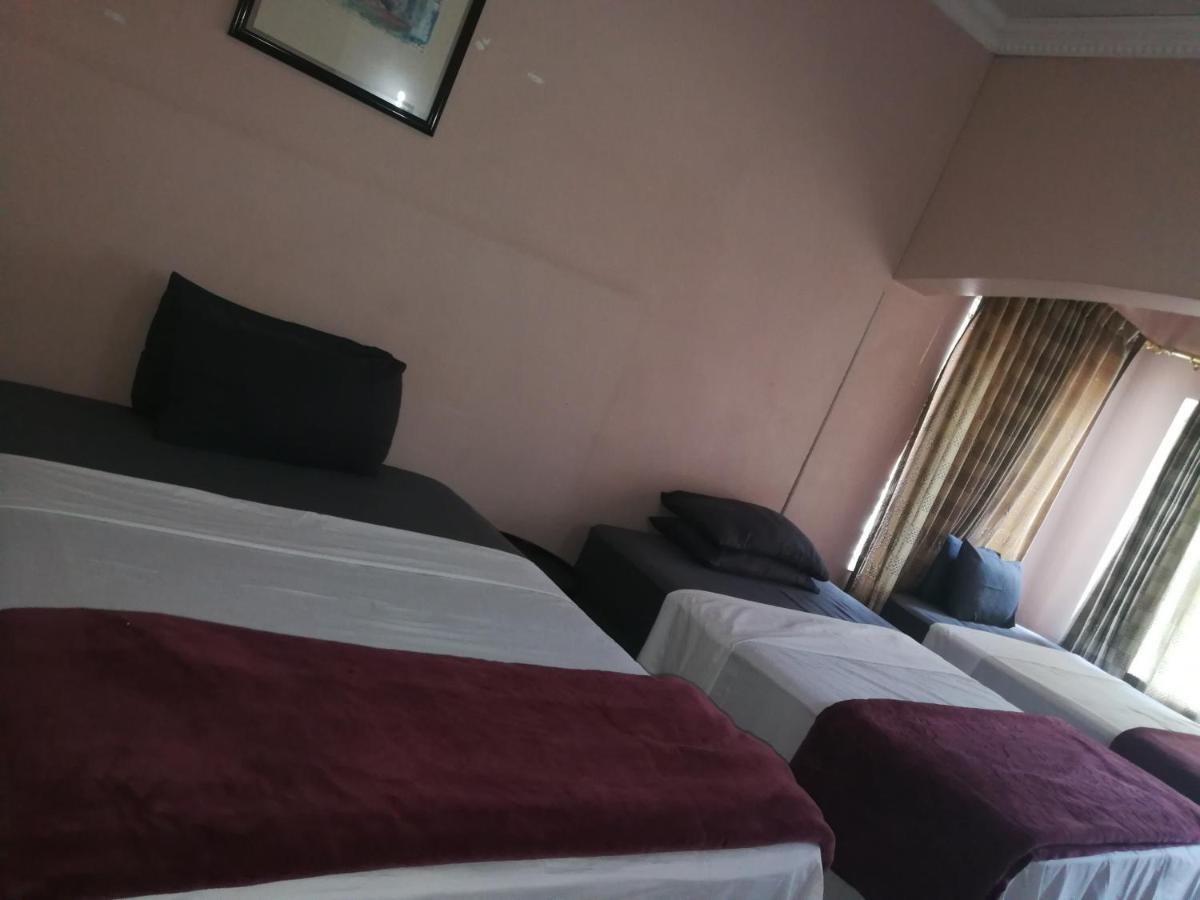 Kamp David Lodge Johannesburg Dış mekan fotoğraf