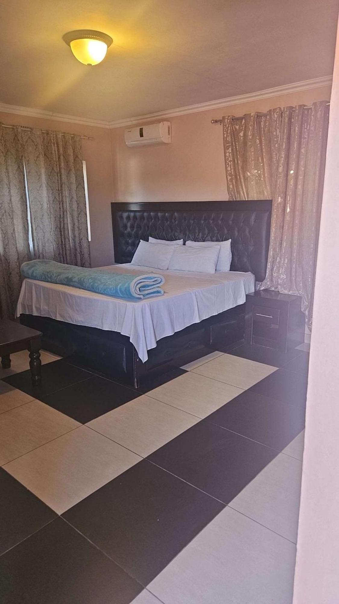 Kamp David Lodge Johannesburg Dış mekan fotoğraf